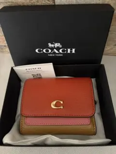 【COACH】ミラ スモール フラップ ウォレット・カラーブロック