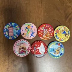Disney Characters 刺繍缶バッジビスケット2