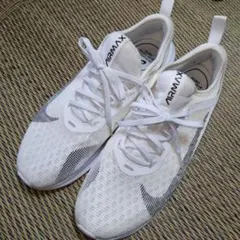 【美品・パンクなし最安値】NIKEエアズームマックスフライ28.0付属品付き 超美品❣️パンクなし最安値】NIKEエアズームマックスフライ2付属品