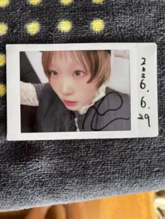 ExWHYZ mayu サイン入りチェキのサムネイル