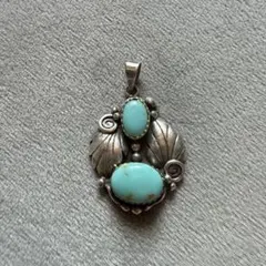 インディアンジュエリー Sioux 刻印 ターコイズ ペンダントトップ インディアンジュエリー Sioux 刻印 ターコイズ ペンダントトップ