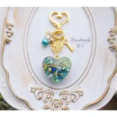 SALE＊❁︎厚いハートキーホルダー♡︎*:.＊E