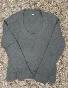無地良品　グレー深いUネック モヘアセーター 長袖