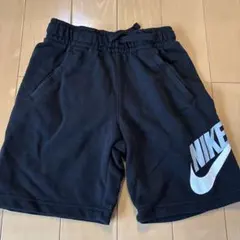 Nike ブラック ハーフパンツ Sサイズ