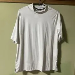 화이트 하이넥 반소매 티