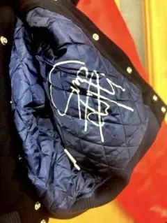 Item thumbnail for item eb7ce45d-7b8d-40c8-9fc6-073610d4c7ea