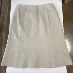 New Yorkerベージュ 膝丈スカート ポリエステル混紡　裏地あり