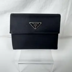 PRADA 三つ折り　財布　三角プレート