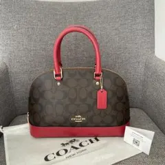COACHコーチ✨バッグ✨ブラウン✨レッド✨使用頻度2回✨美品✨素敵です✨