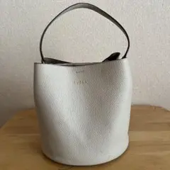 フルラ