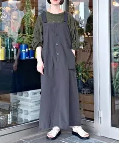 niko and... スカート　ブラック ナイロンワークジャンパースカートのサムネイル