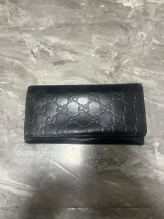 GUCCI ブラックレザー 長財布 GGパターン