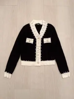 ビジュー付きトップス　カーディガン