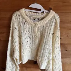 アイボリー　ニットカーディガン