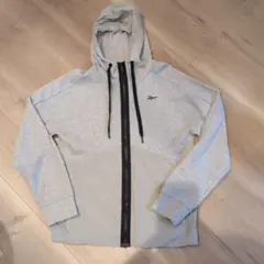 Reebok メンズフルジップパーカー　Mサイズ