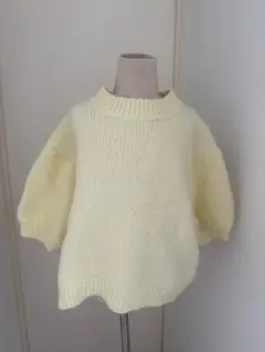 ZARA 淡い黄色 バルーンスリーブセーター Sサイズ