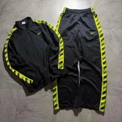 NIKE sideline trackjacket setup y2k tech