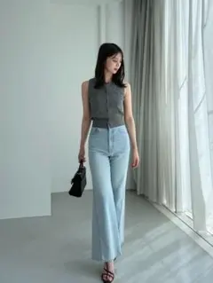 snidel Sustainableストレッチフレアデニムパンツ　ライトブルー