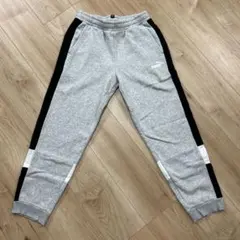 PUMA プーマ裏起毛スウェットパンツ　グレー 160㎝