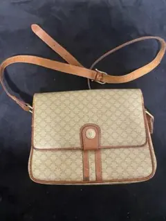 美品 CELINE ショルダーバッグ マカダム柄 トリオンフ金具 美品 CELINE ショルダーバッグ マカダム柄 トリオンフ金具 - メルカリ