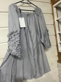 WILLFULLY フリルトップス新品