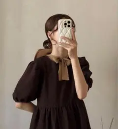 moi tytto ハイウエスト切替えパフワンピース ブラウンのサムネイル