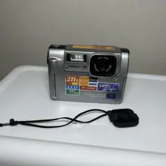 Item thumbnail for item 97459f28-ab48-466a-9213-322c91446461