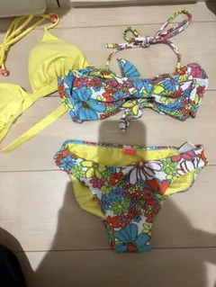 RODEO CROWNS 花柄ビキニ