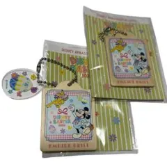 非売品 アンバサダーホテルDisney Easter 2022 キーホルダー2個