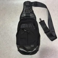 ポーター ヒート スリング ショルダーバッグ ボディバッグ マグライト付
