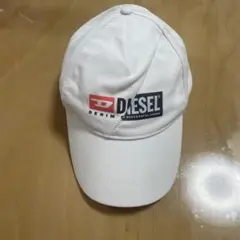 DIESEL ホワイトデニムキャップ