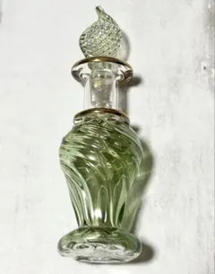 【未使用】エジプト産ガラスミニボトル　パフュームボトル　香水瓶　一輪挿し　黄緑③