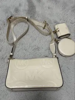 MICHAEL KORS ホワイトショルダーバッグ