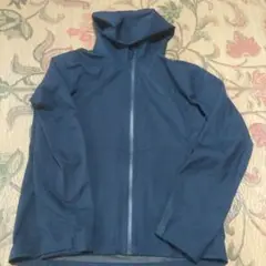 【UNIQLO 】ブロックテックパーカー★　ナイロンジャケット◉ L ネイビー◉