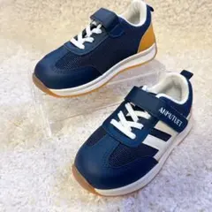 【新品未使用】　男の子　スニーカー　18cm相当　表記29 ネイビー
