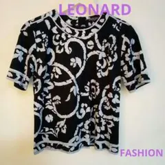 美品 LEONARD レオナール　半袖カットソー　黒　ロゴ　花柄　42 総柄 レオナールスポーツ LEONARD SPORT カットソー 半袖 ドット柄 花柄