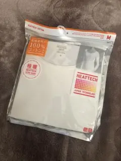 ユニクロ　極暖　ヒートテック　コットンUネックT Mサイズ　ホワイト
