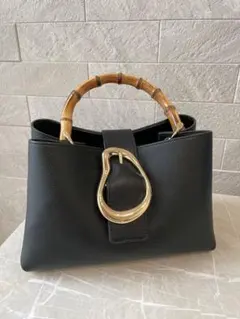 【LE VERNIS / ル ベルニ】 POIRE BOXBAGのサムネイル
