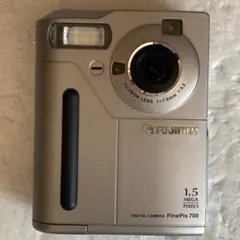 フジ FUJIFILM FinePix700 デジカメのサムネイル