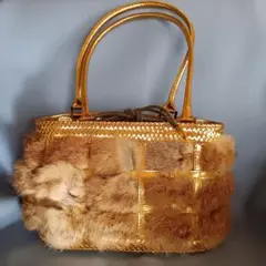 DIANAゴールドとファーの ハンドバッグ