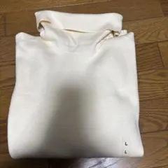 UNIQLO 3Ｄタートルネック セーター