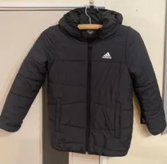 adidas ブラック フード付きダウンコート