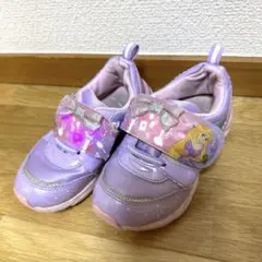 ラプンツェル スニーカー 光る靴