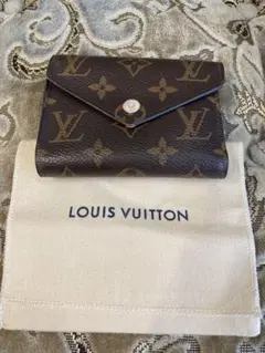 LOUIS VUITTON モノグラム 三つ折り財布のサムネイル