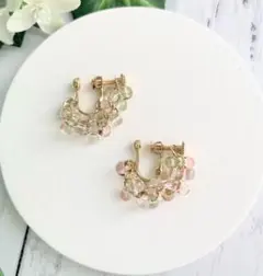 ハンドメイドイヤリング　フープ　ピンクとグリーン