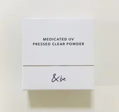 &be アンドビー 薬用UVプレストクリアパウダー 【新品】のサムネイル