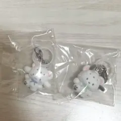 サンリオ　ふわふわスノー　めじるしアクセサリー　【シナモン　ポチャッコセット 】