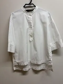 BEARDSLEY今期⭐︎タイプライターボックスTシャツ 布帛 半袖 プル