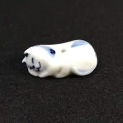 眠り猫 陶器製 箸置き　青