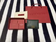 VALENTINO GARAVANI 二つ折り財布 グリーンのサムネイル